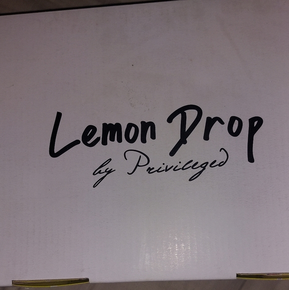 Lemon drop heels - Picture 3 of 6